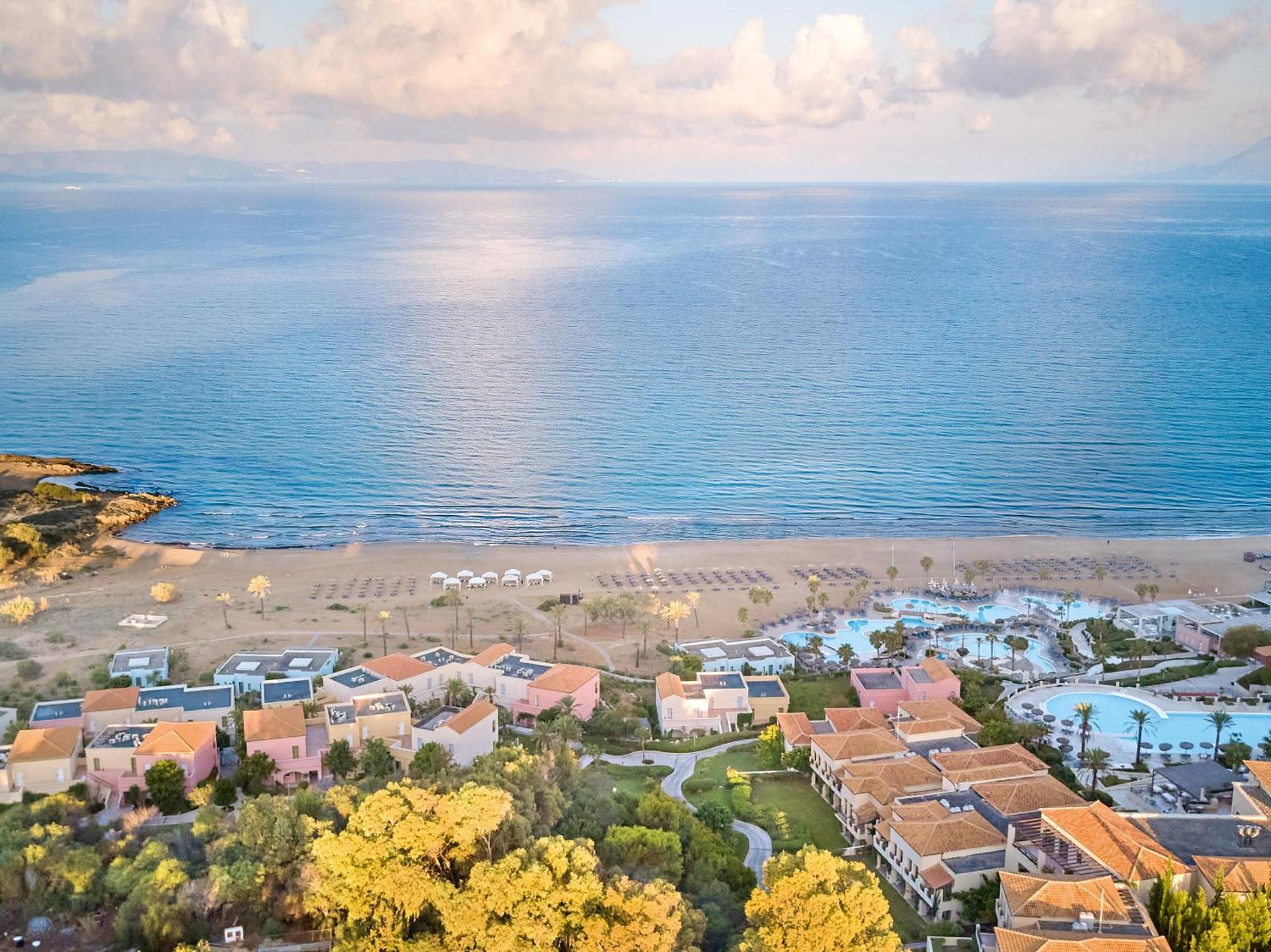 לוטרה קיליניס Grecotel Luxme Palms At Riviera Olympia & Aqua Park מראה חיצוני תמונה